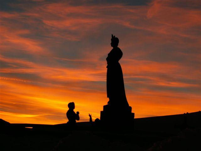 Na hora da despedida: Nossa Senhora sobe ao Céu