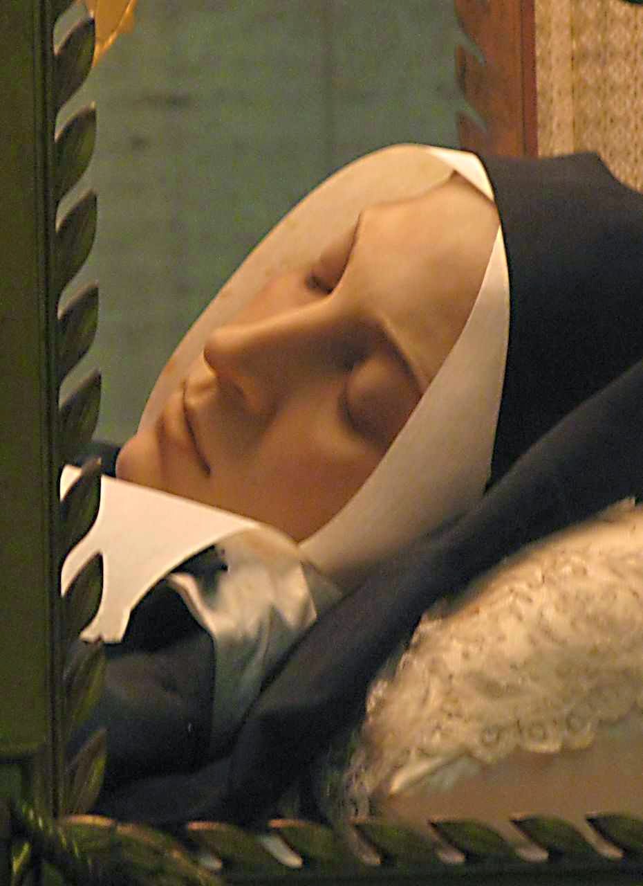 Santa Bernadette: corpo incorrupto em Nevers, França.