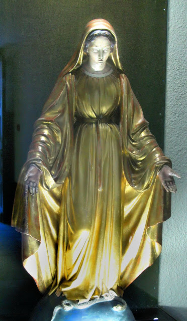 Lourdes, Nossa Senhora das Graças, cachot