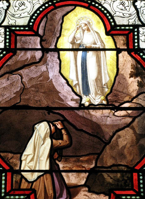 Lourdes, Santa Bernadette com Nossa Senhora